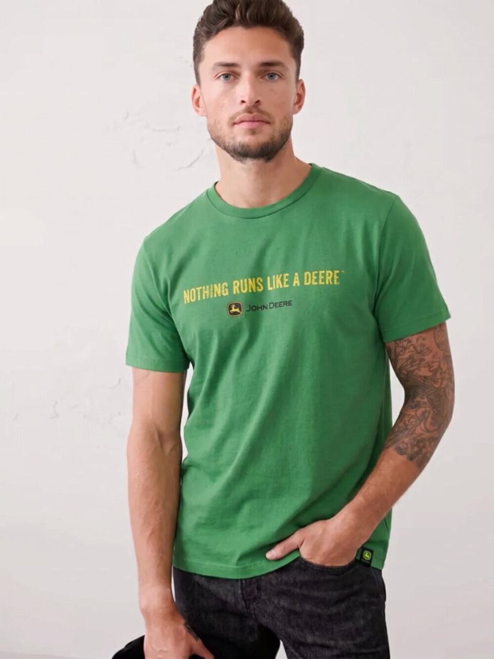 Mens John Deere TShirt (MEDIUM)